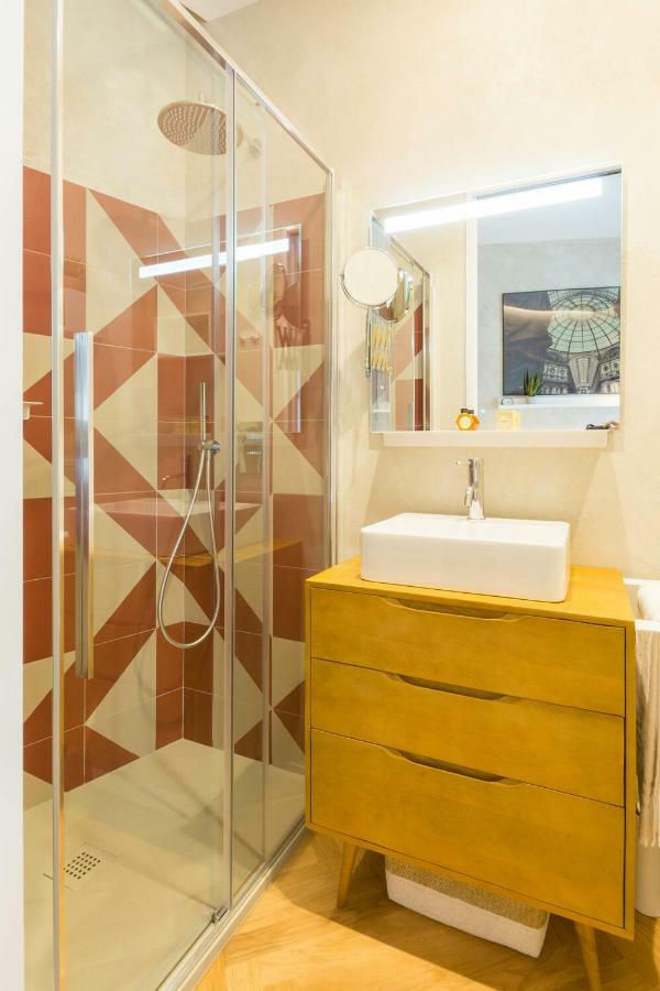 Duomo Deluxe Room มิลาน ภายนอก รูปภาพ