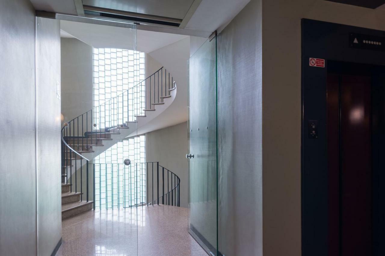 Duomo Deluxe Room มิลาน ภายนอก รูปภาพ