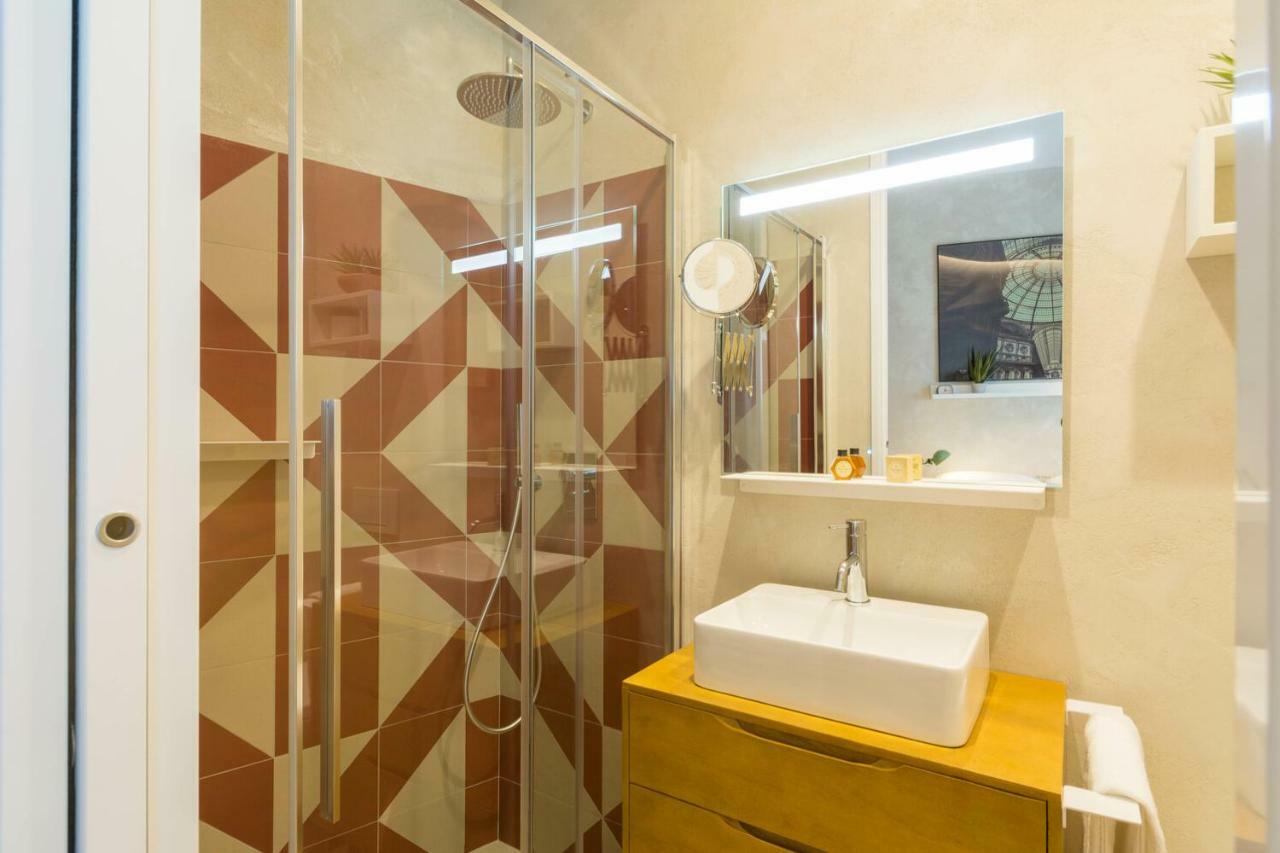 Duomo Deluxe Room มิลาน ภายนอก รูปภาพ